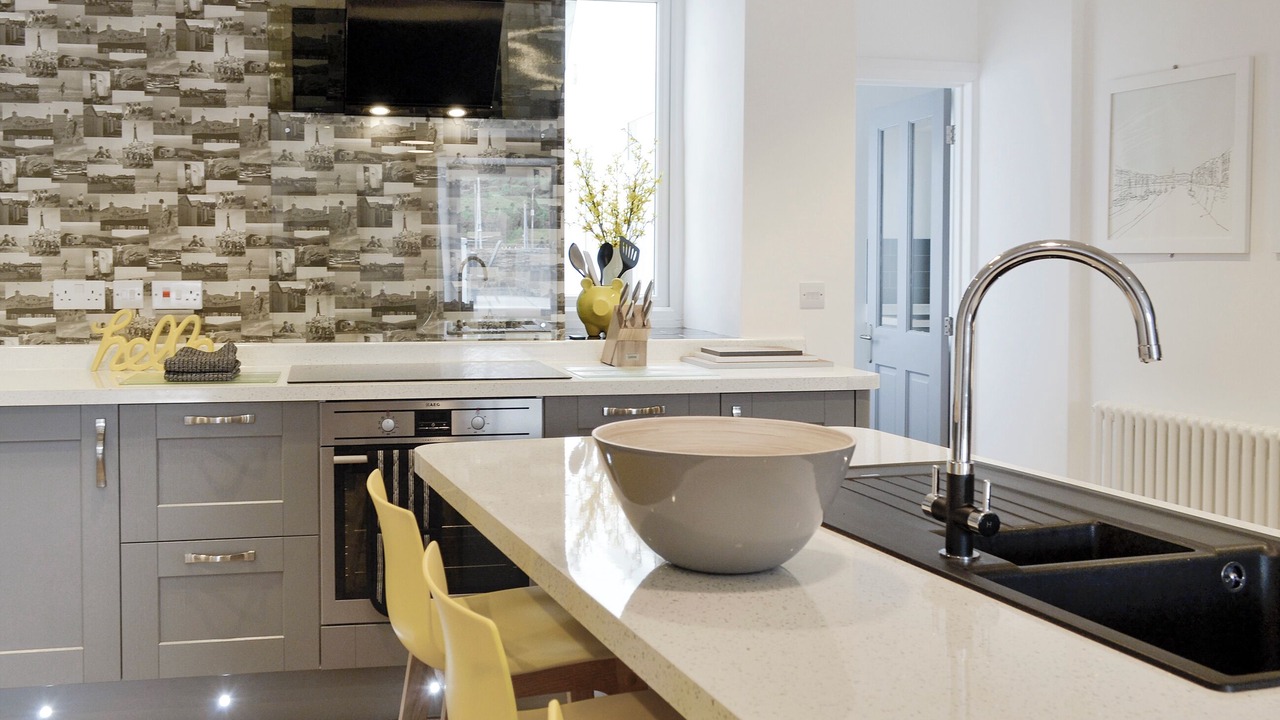 Photo of Others in Hele