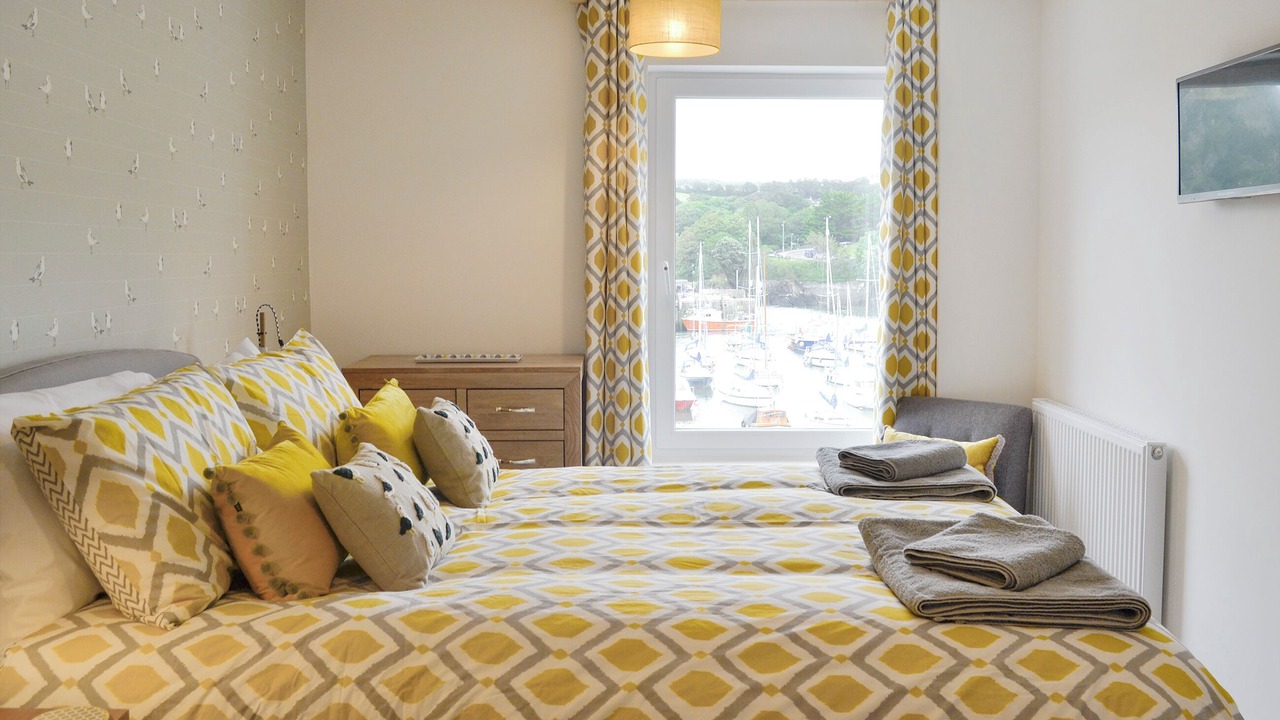 Photo of Others in Hele