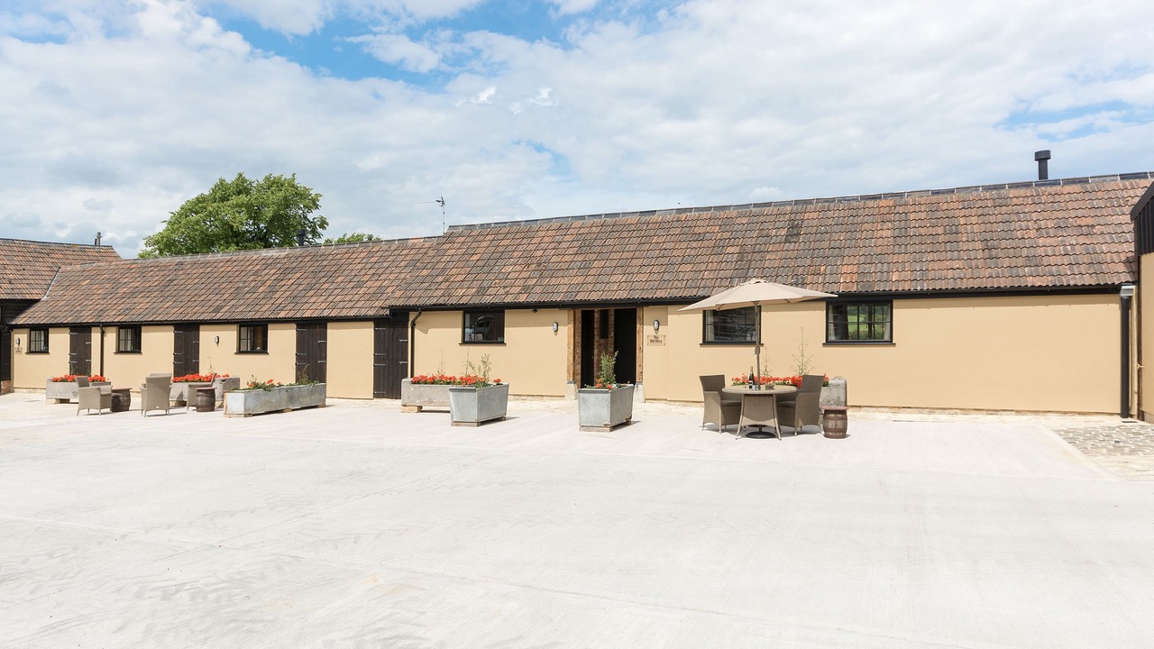 Photo of Others in Bushton