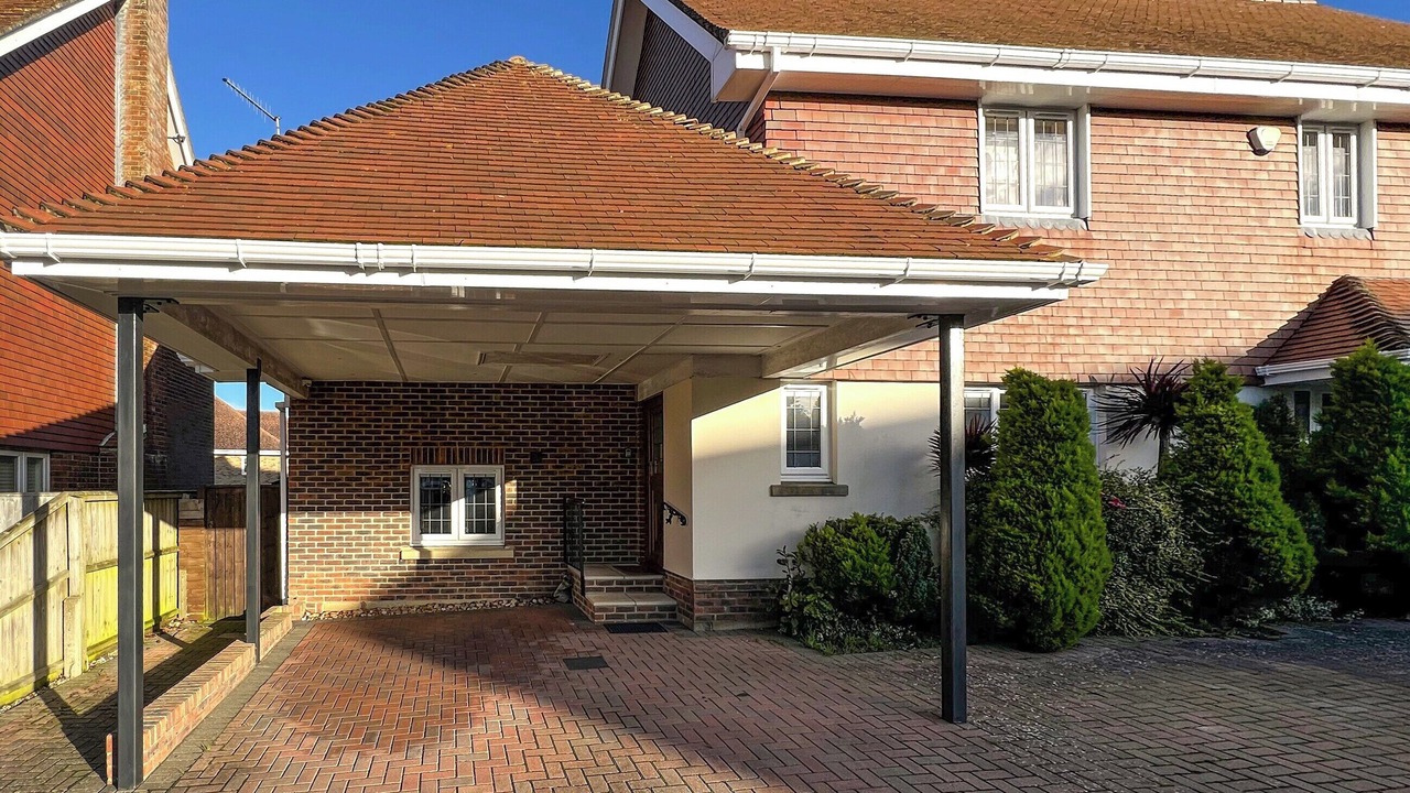 Photo of Others in Shanklin