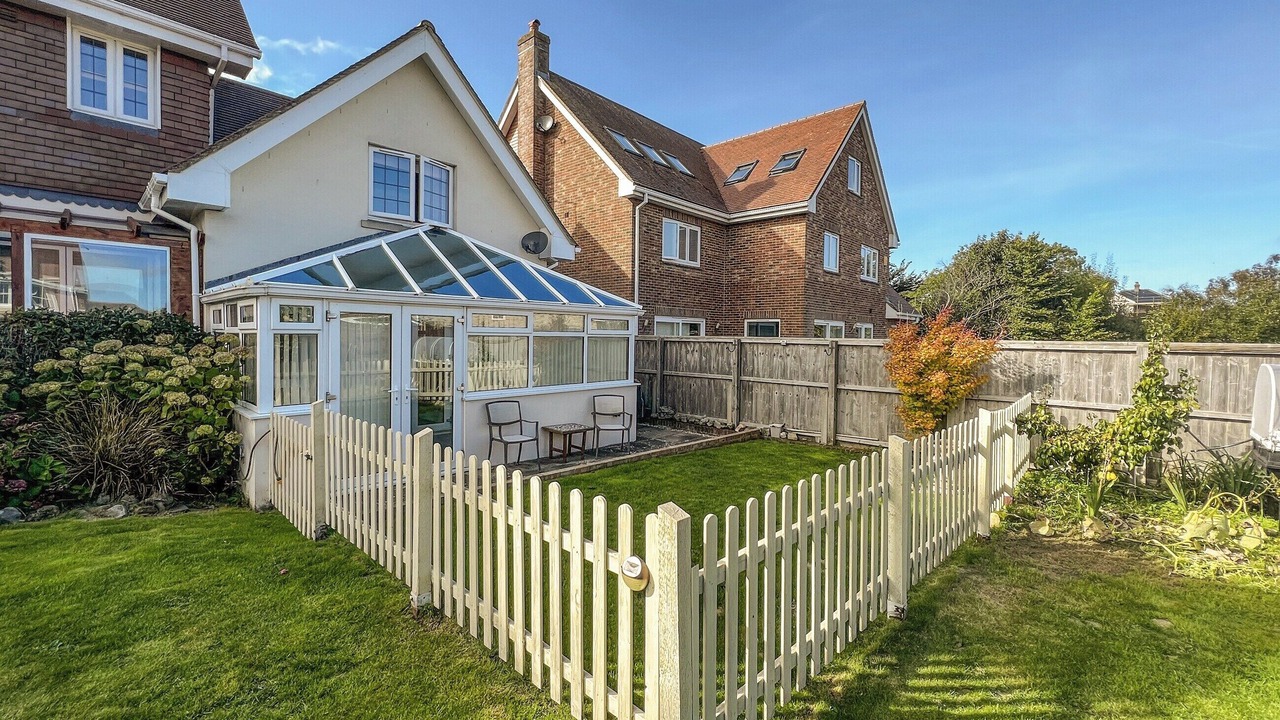 Photo of Others in Shanklin