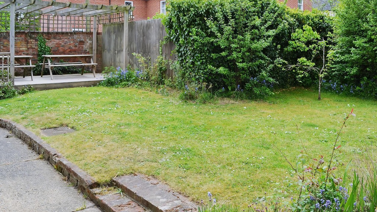 Photo of Outdoor in Knodishall