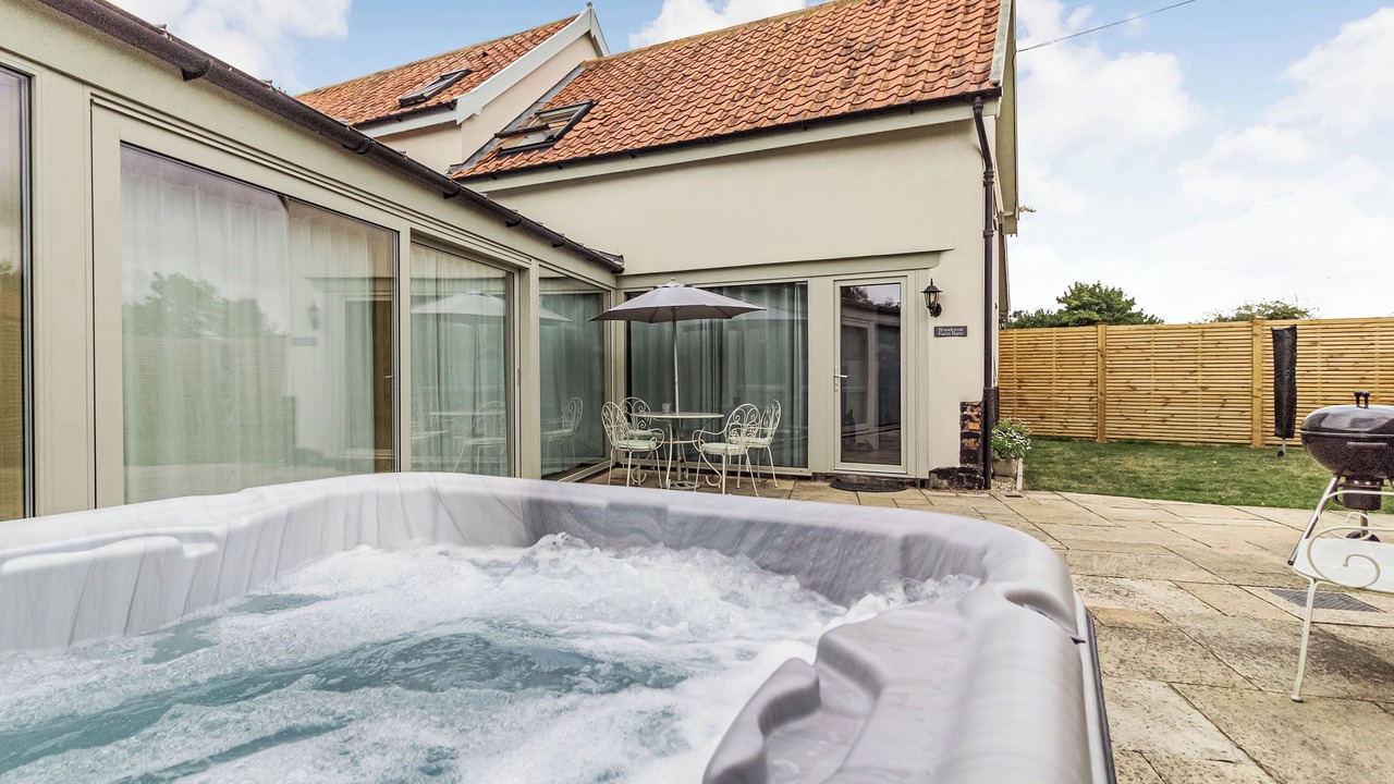 Photo of Others in Diss