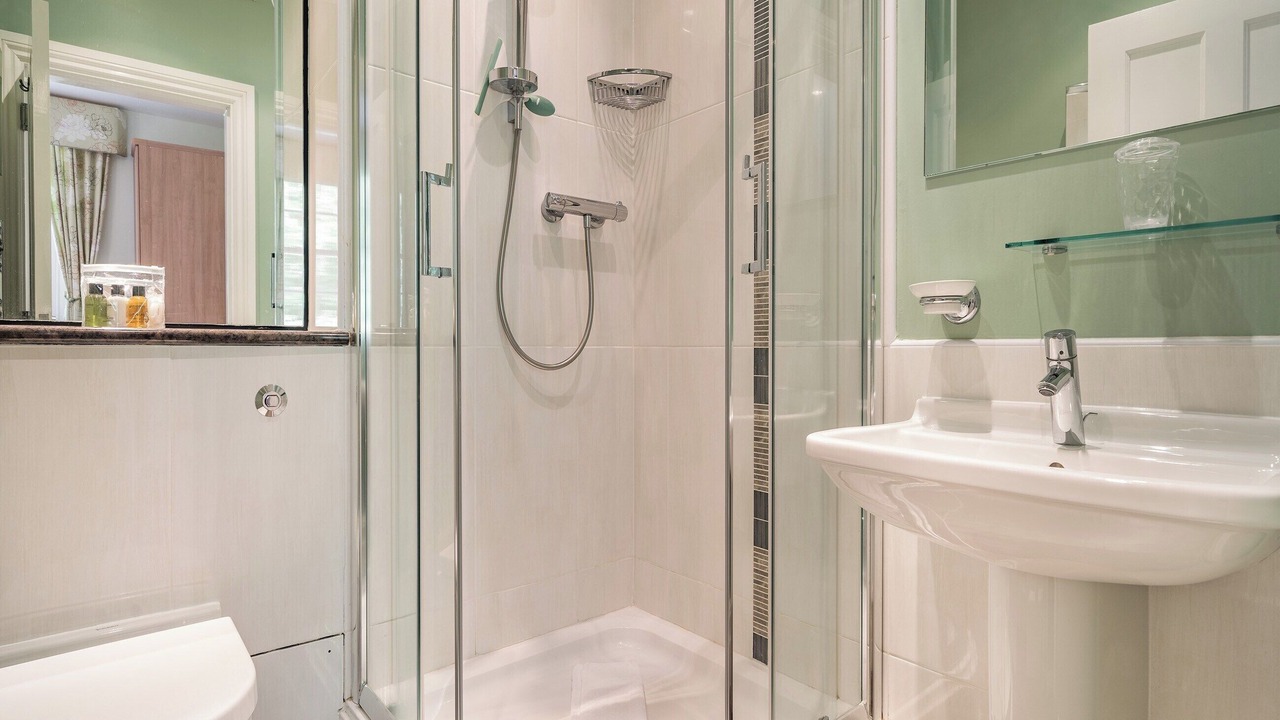 Photo of Bedroom in Silverdale