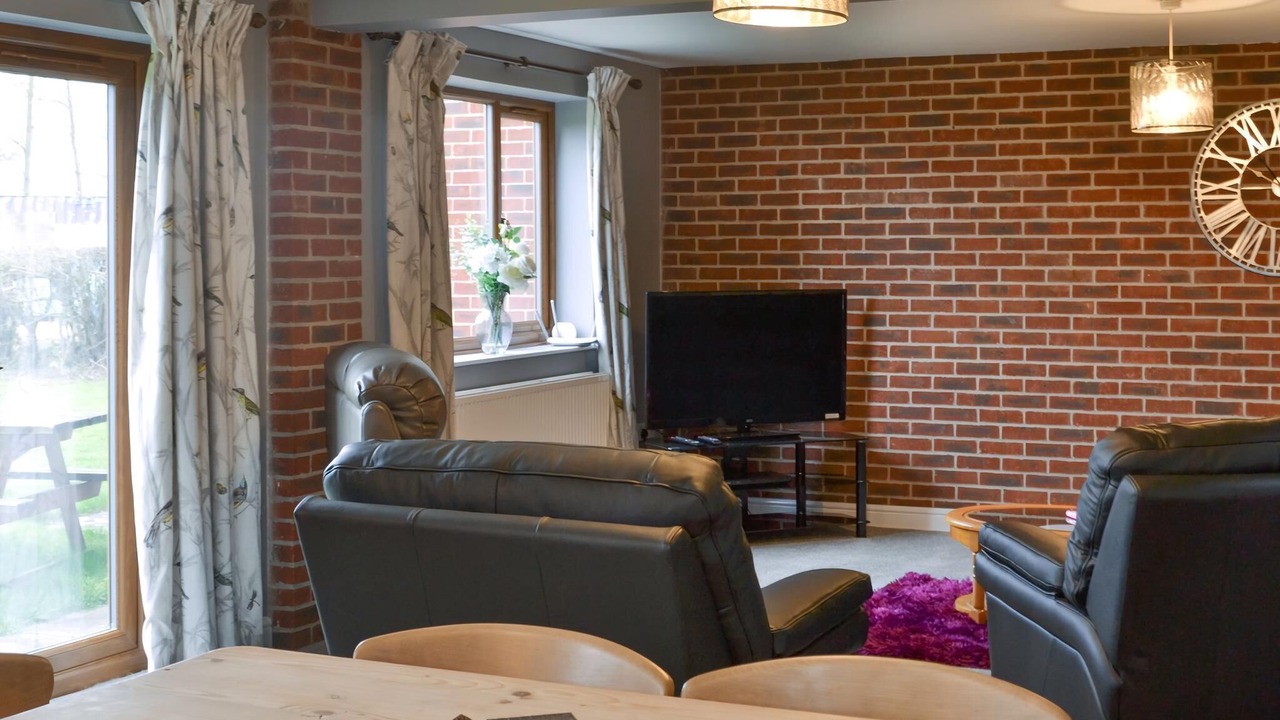 Photo of Others in Lincoln