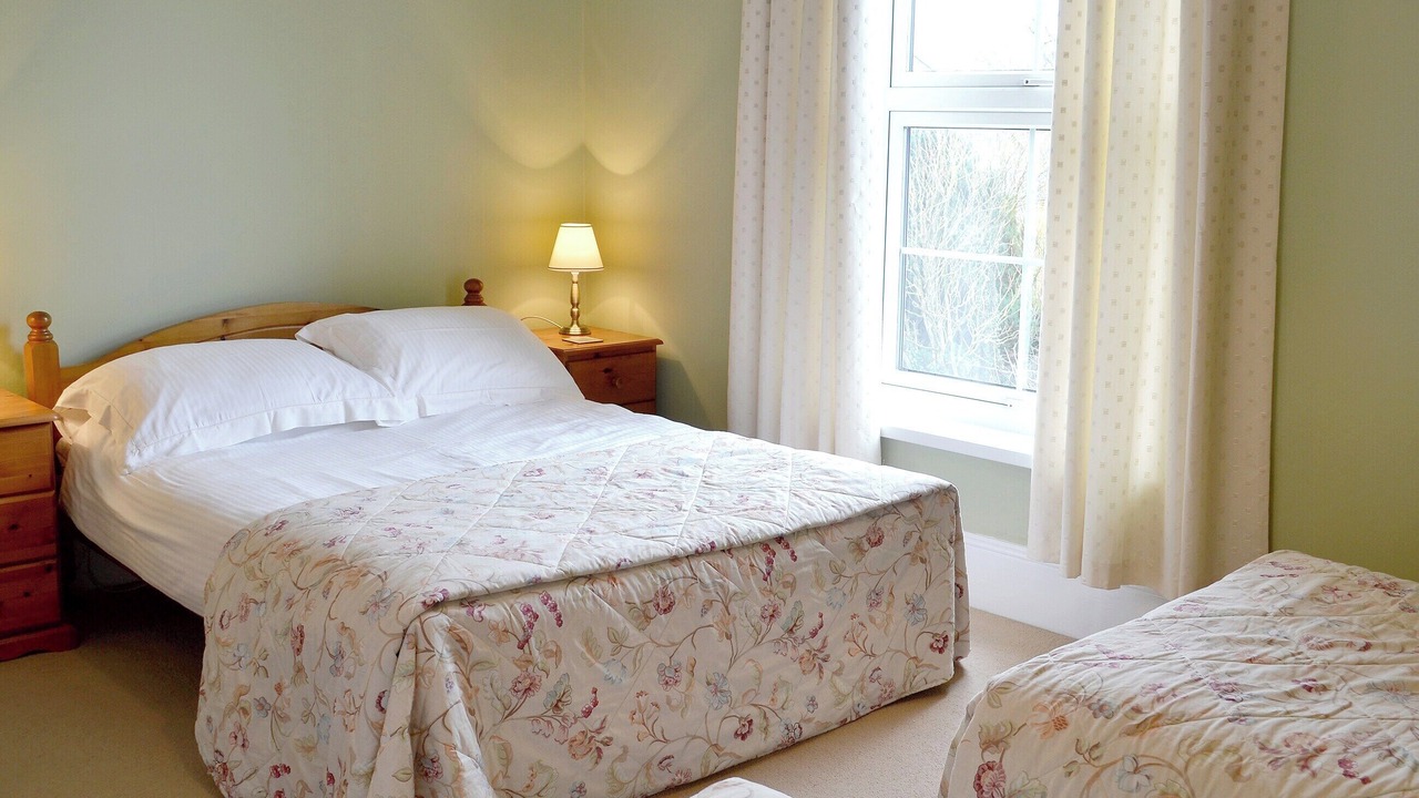 Photo of Others in Black Torrington