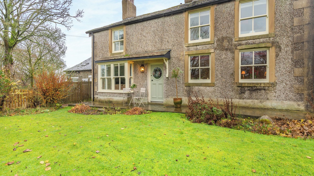 Photo of Others in Fourstones Near Bentham