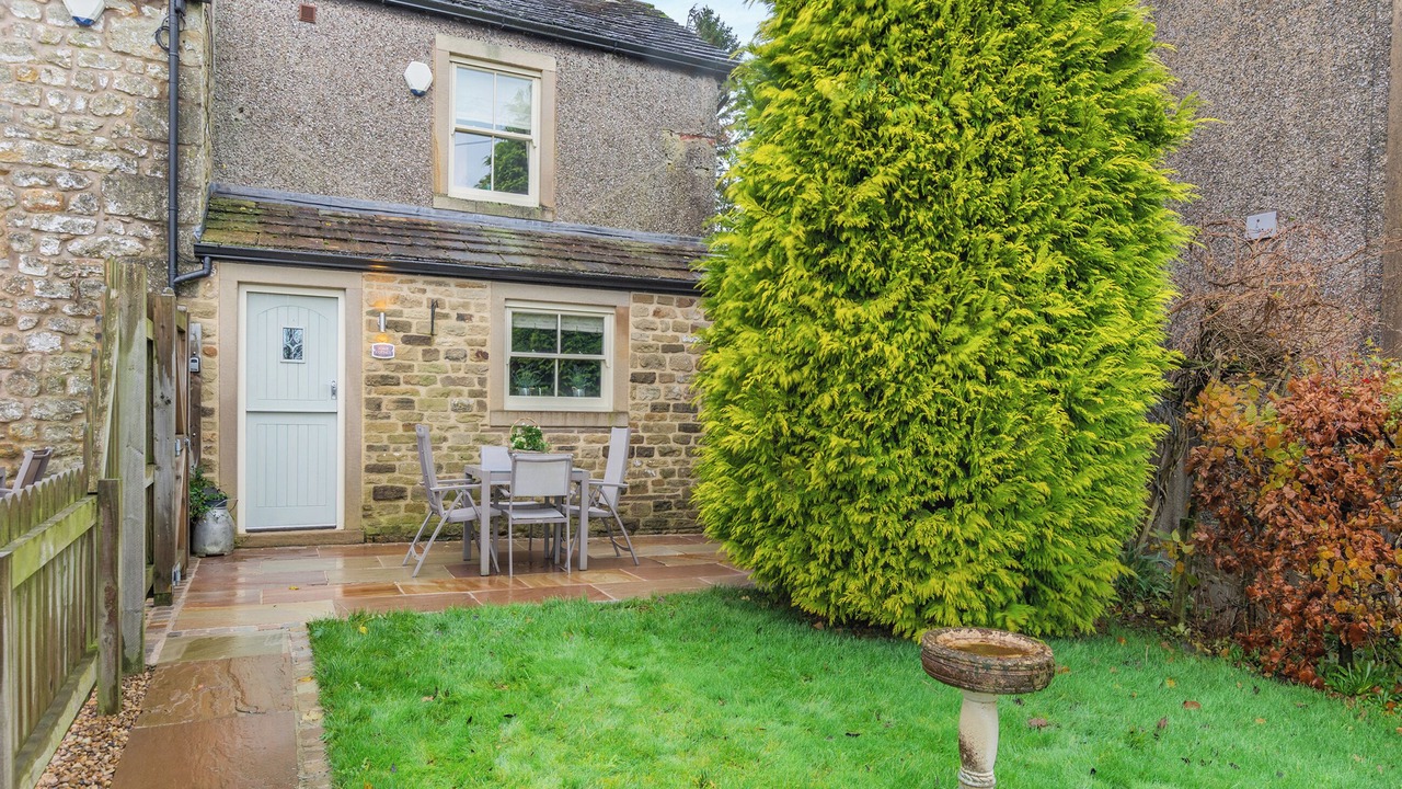 Photo of Outdoor in Fourstones Near Bentham