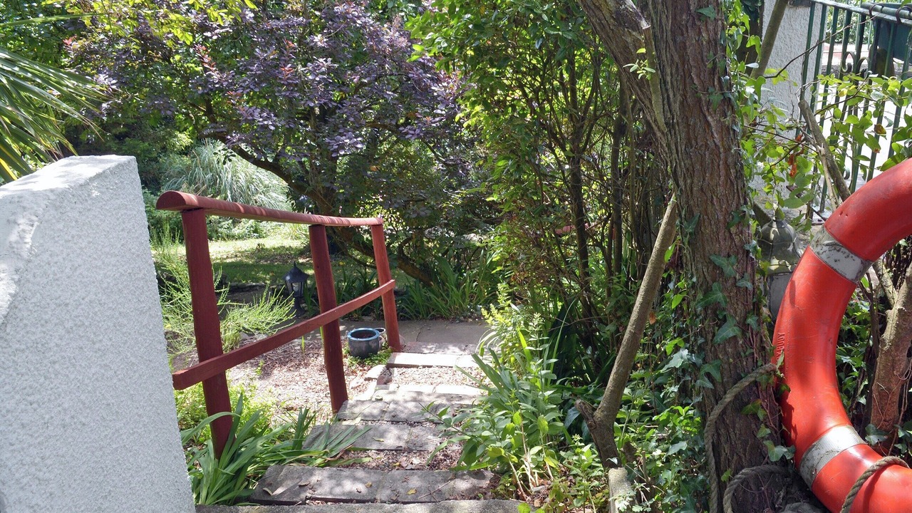 Photo of Others in St. Gennys