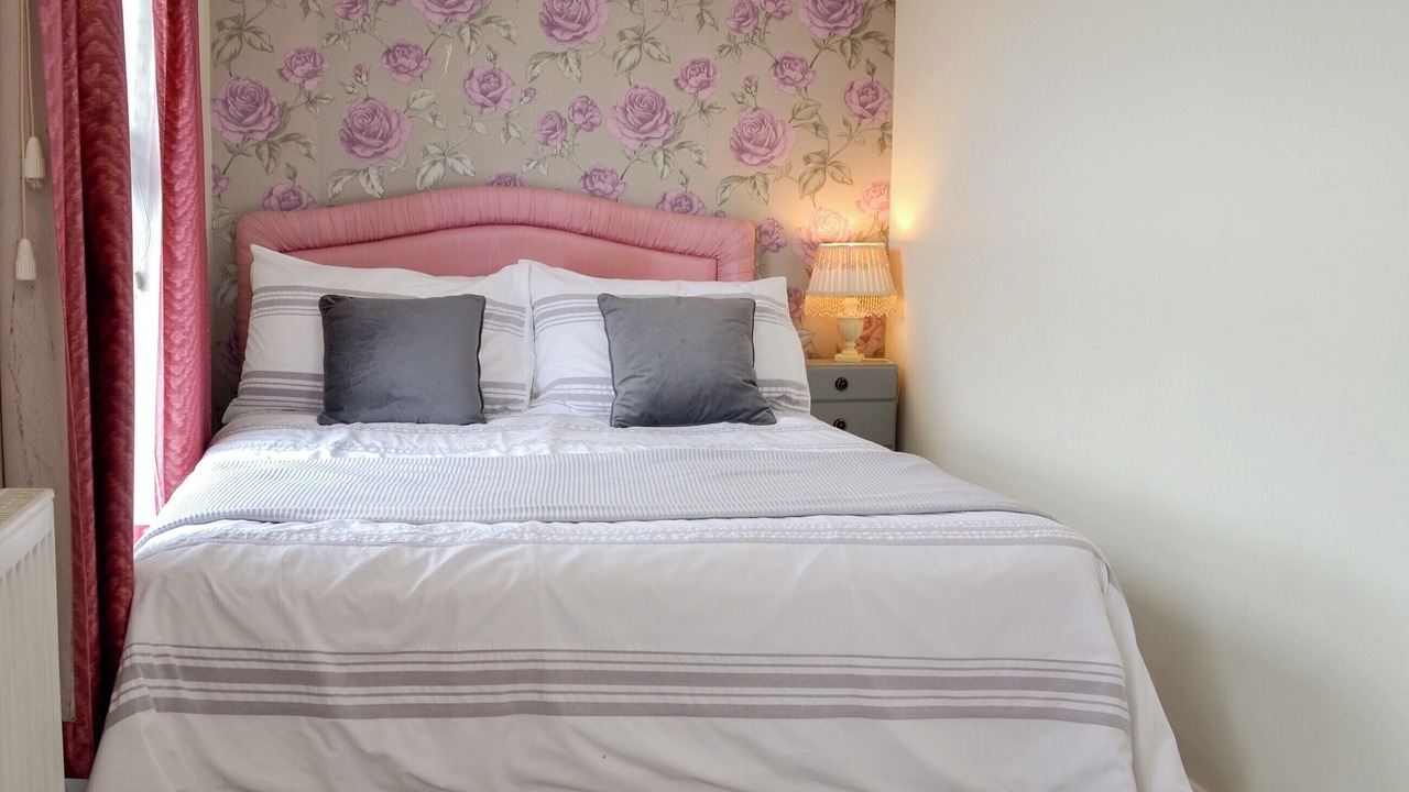 Photo of Others in Holt