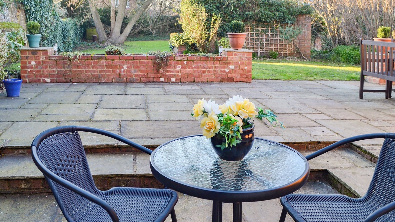 Photo of Outdoor in Romsey