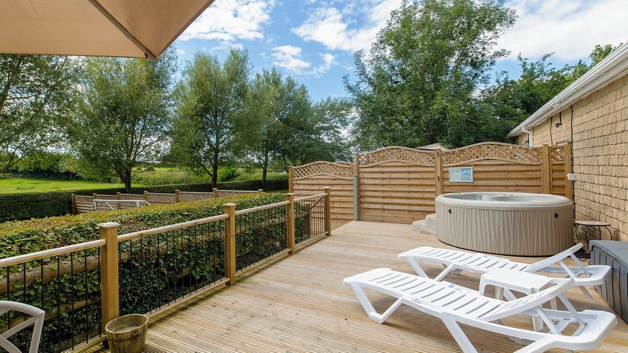 Photo of Others in Radstock