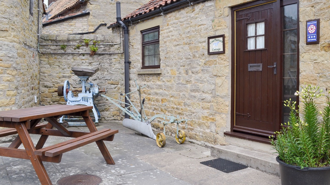 Photo of Outdoor in West Heslerton