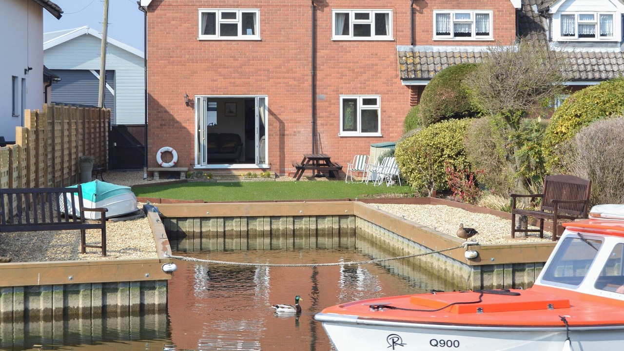 Photo of Others in Hoveton