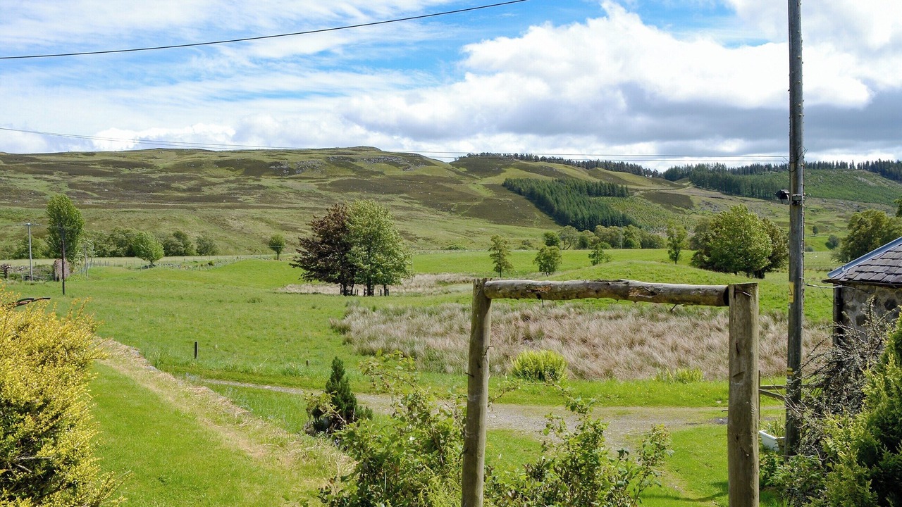 Photo of Others in Alrick