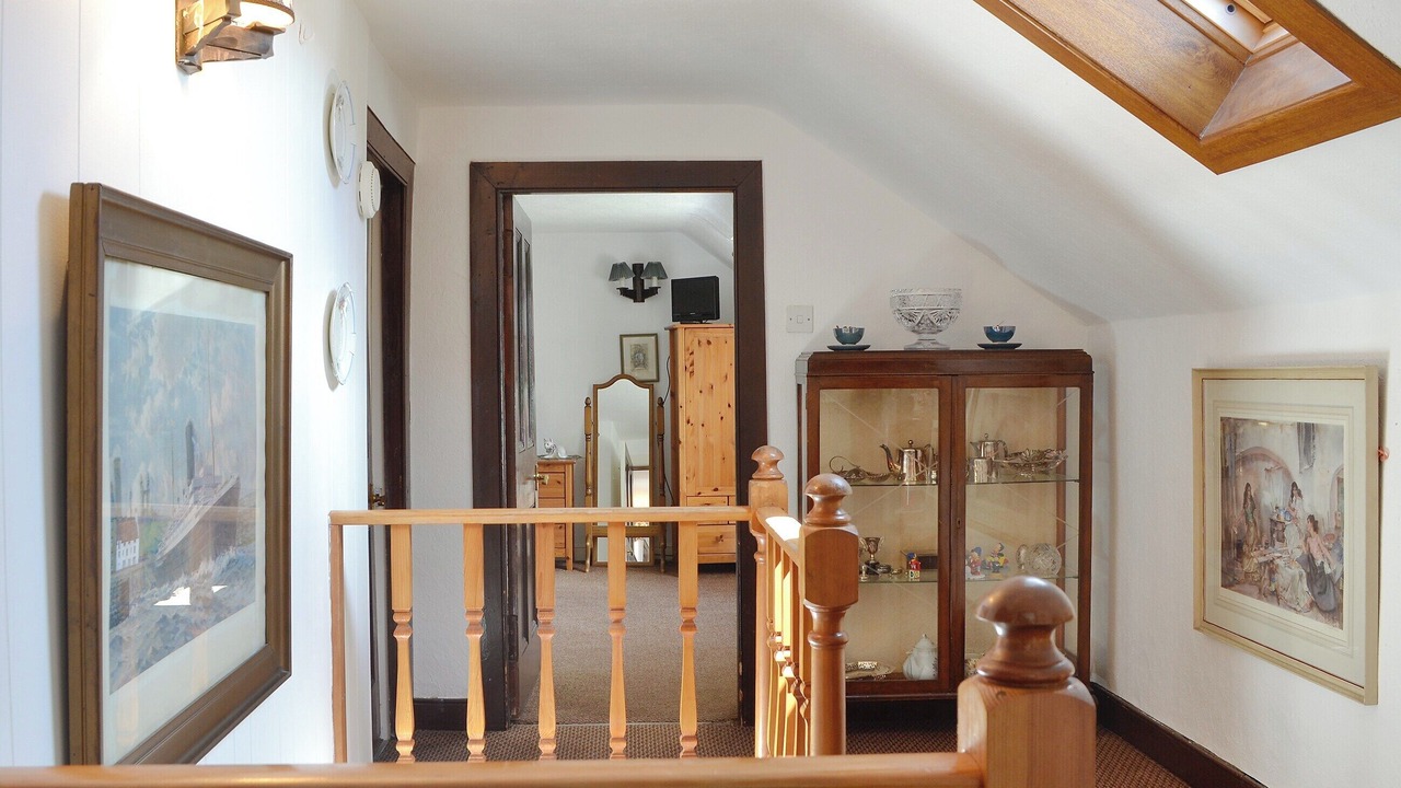 Photo of Others in Alrick