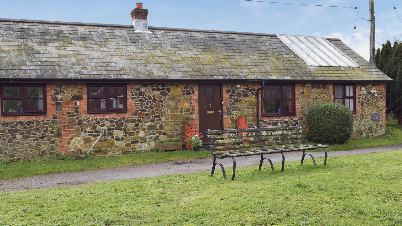 Photo of Others in Shorwell