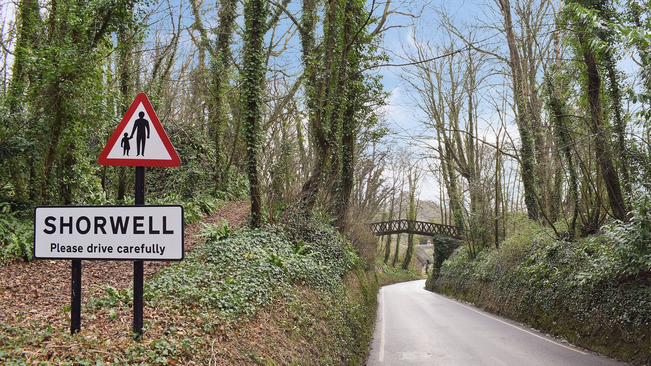 Photo of Others in Shorwell