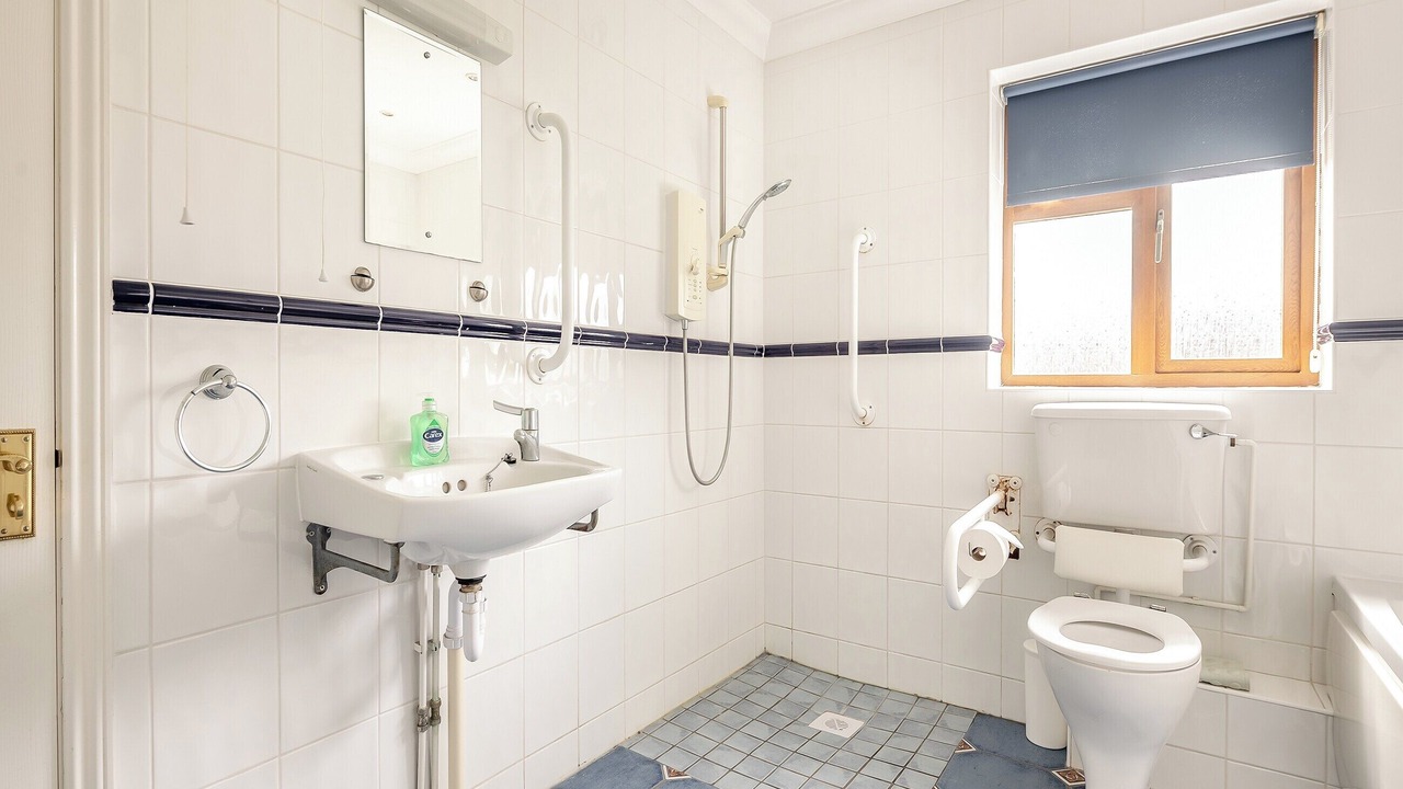Photo of Bathroom in Brightlingsea