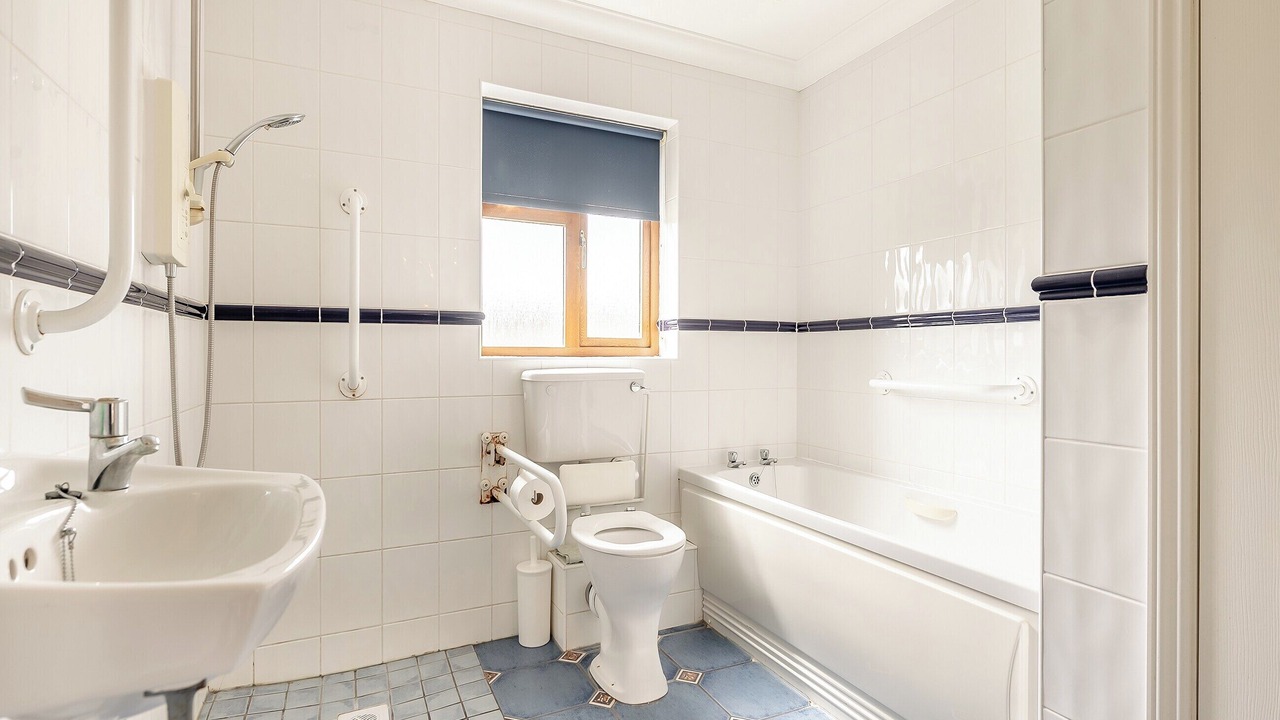 Photo of Bathroom in Brightlingsea