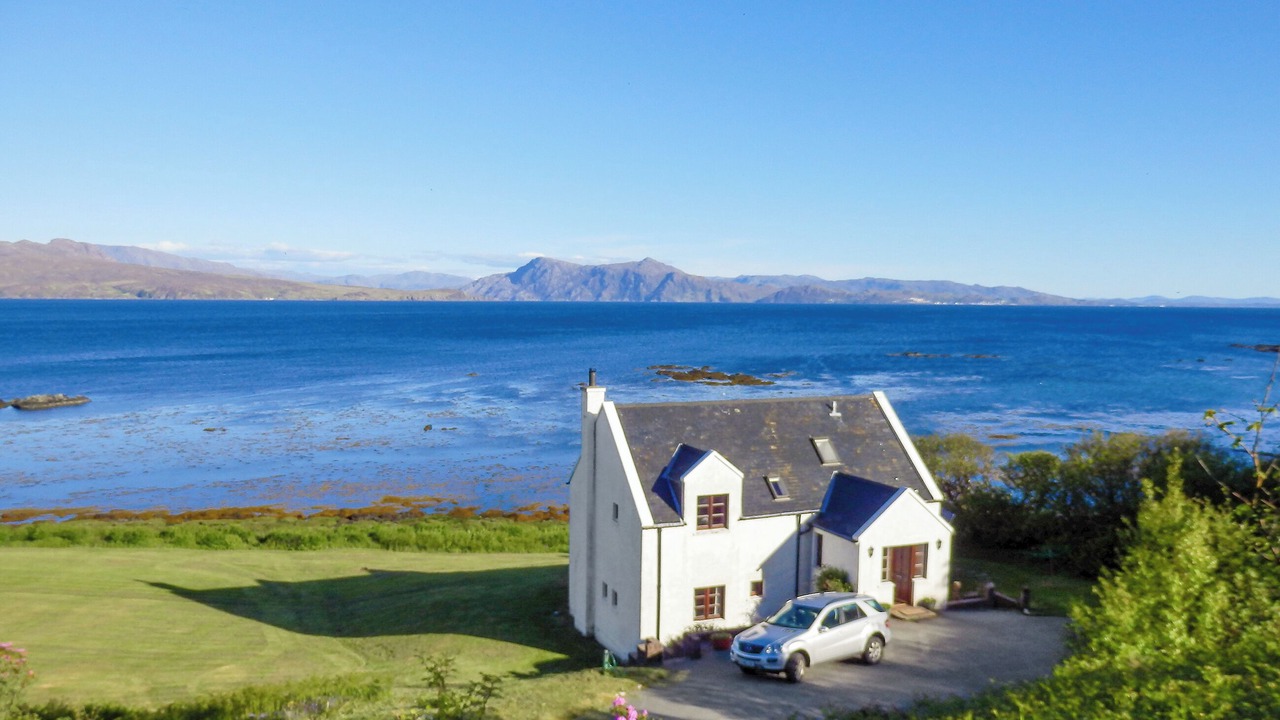 Photo of Others in Breakish