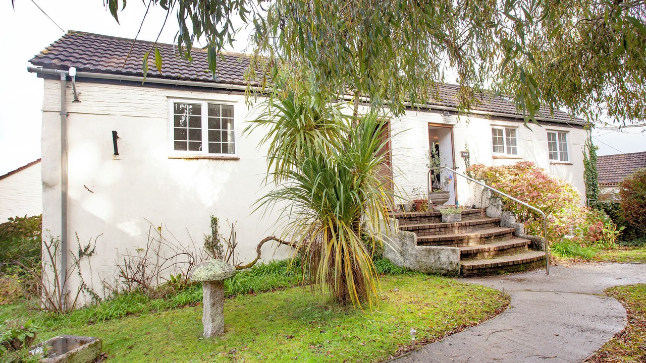 Photo of Outdoor in Looe