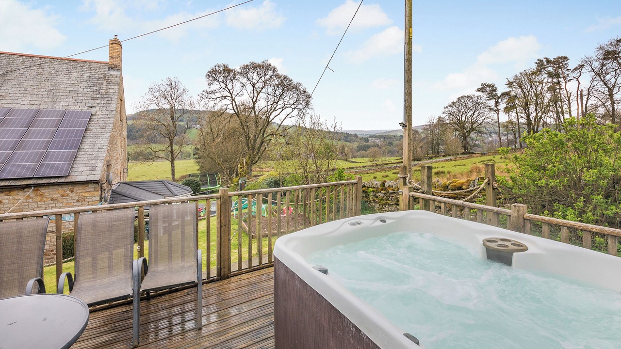 Photo of Others in Alston