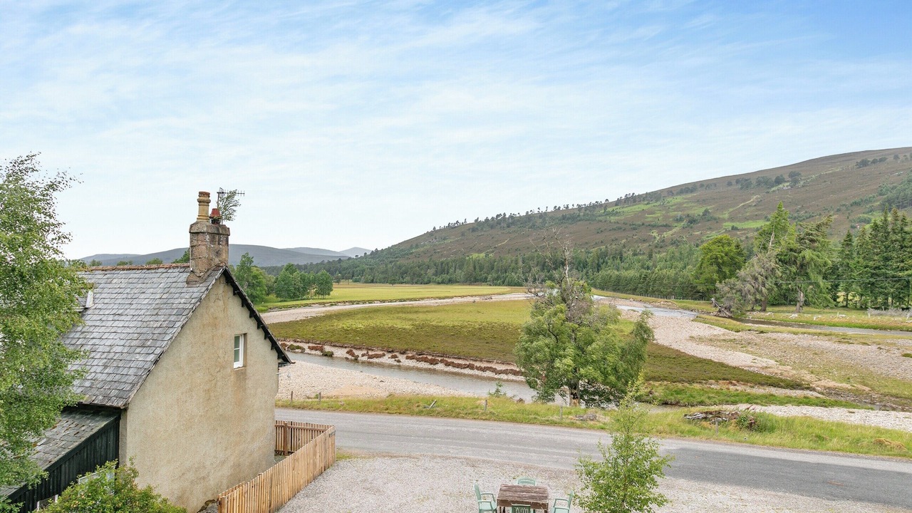 Photo of Others in Ballater