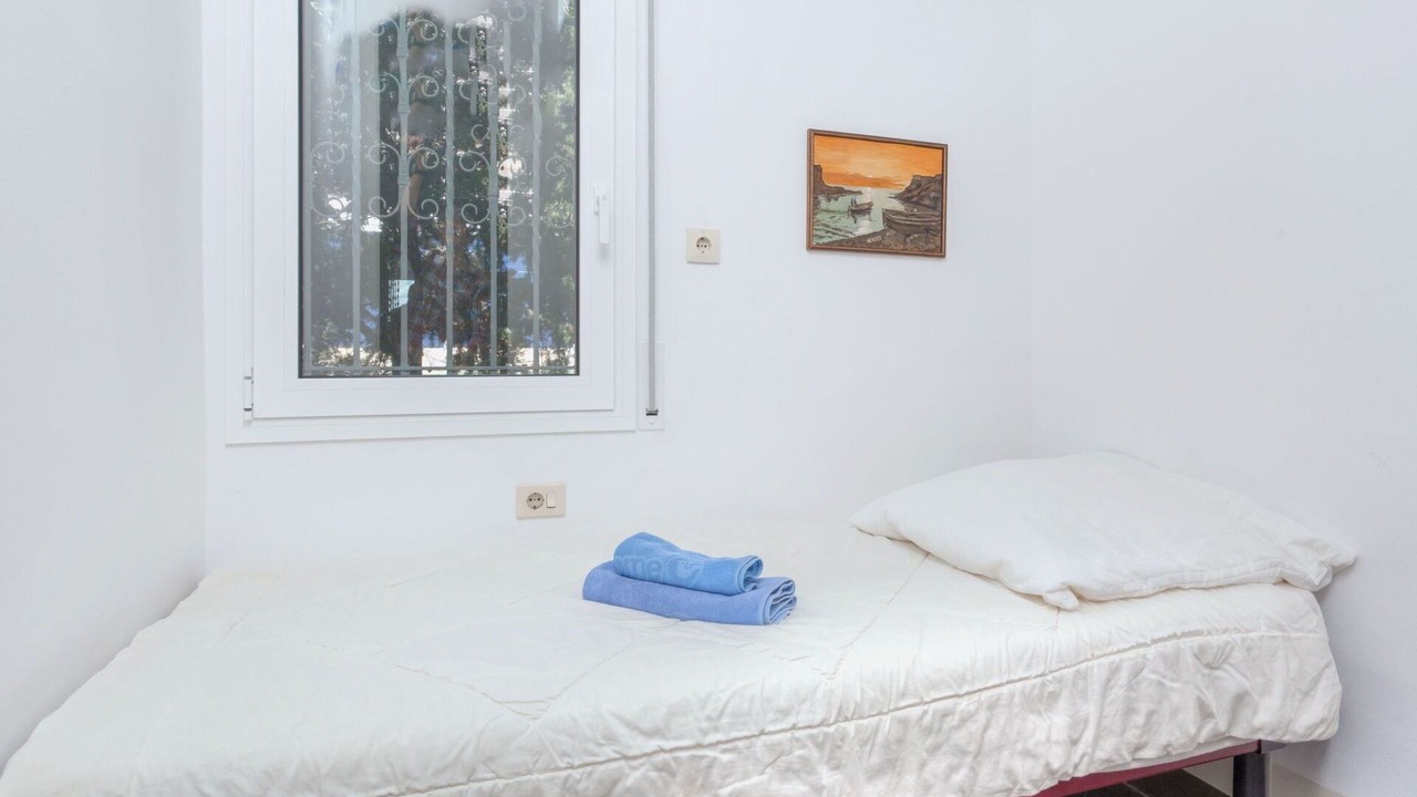 Photo of Bedroom in Llanca