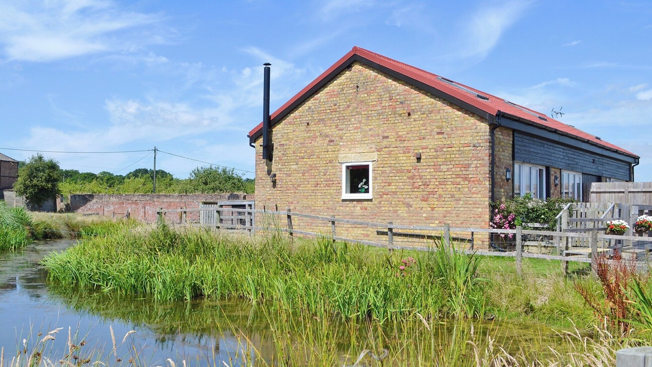 Photo of Others in Rye Foreign