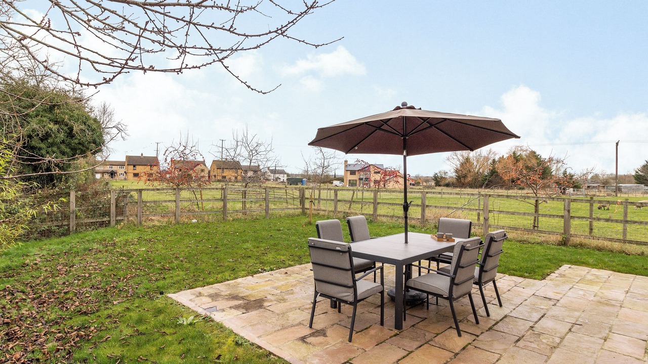 Photo of Others in Wicken