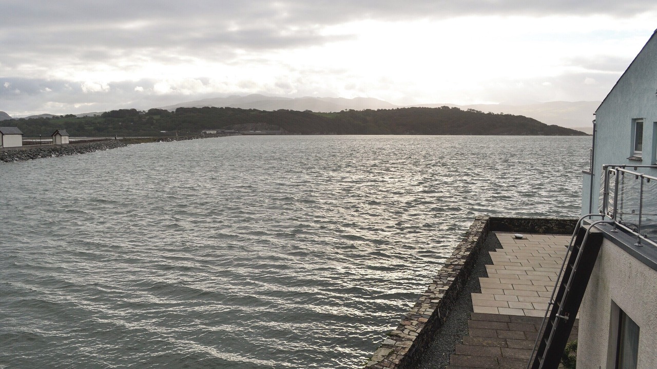 Photo of Others in Borth-y-Gest