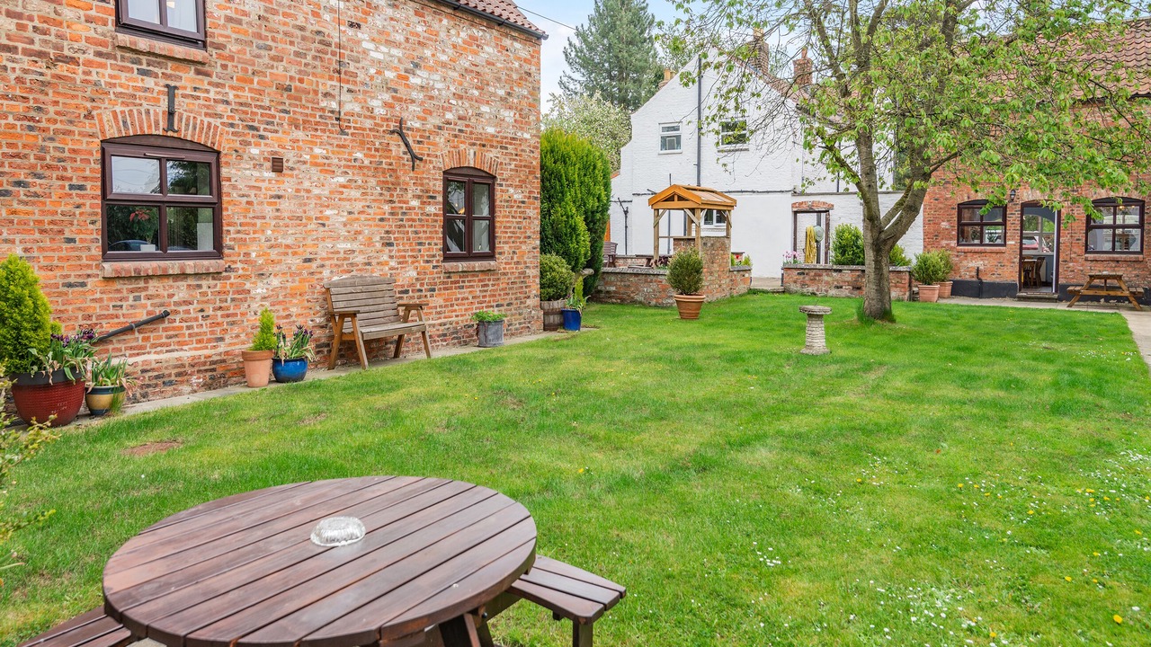 Photo of Outdoor in Huntington