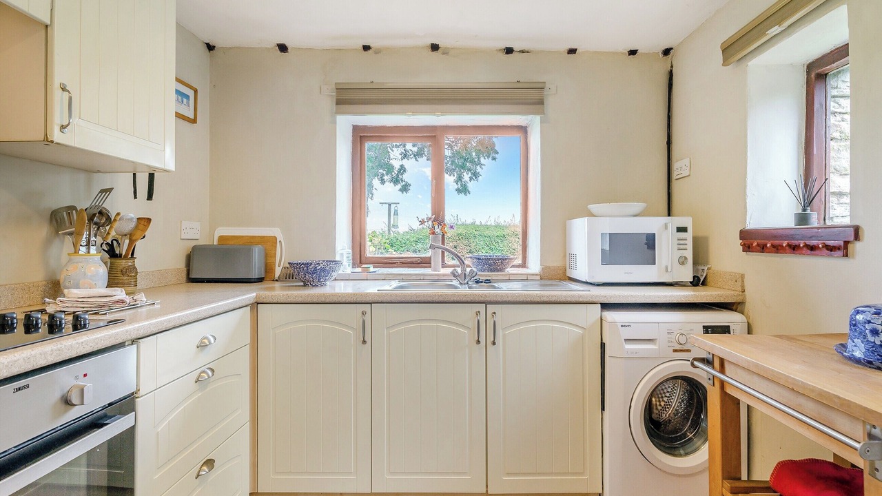 Photo of Others in Alston