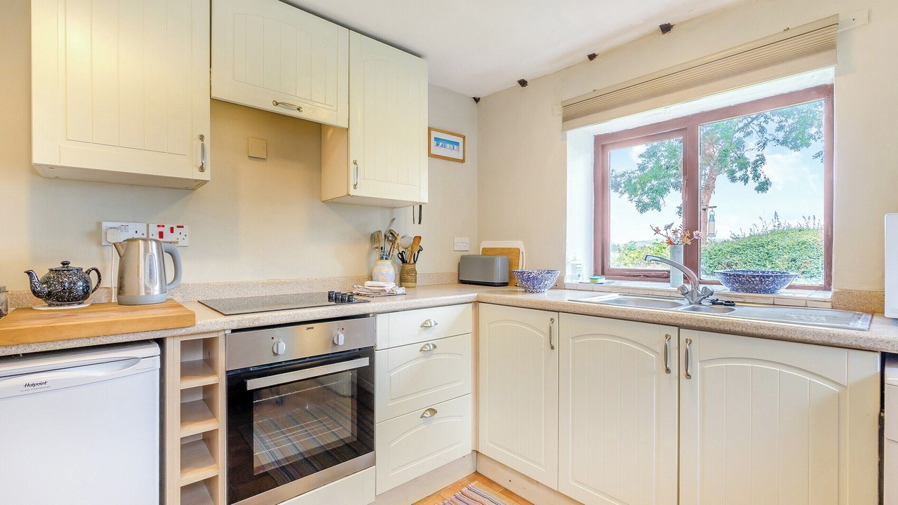 Photo of Others in Alston