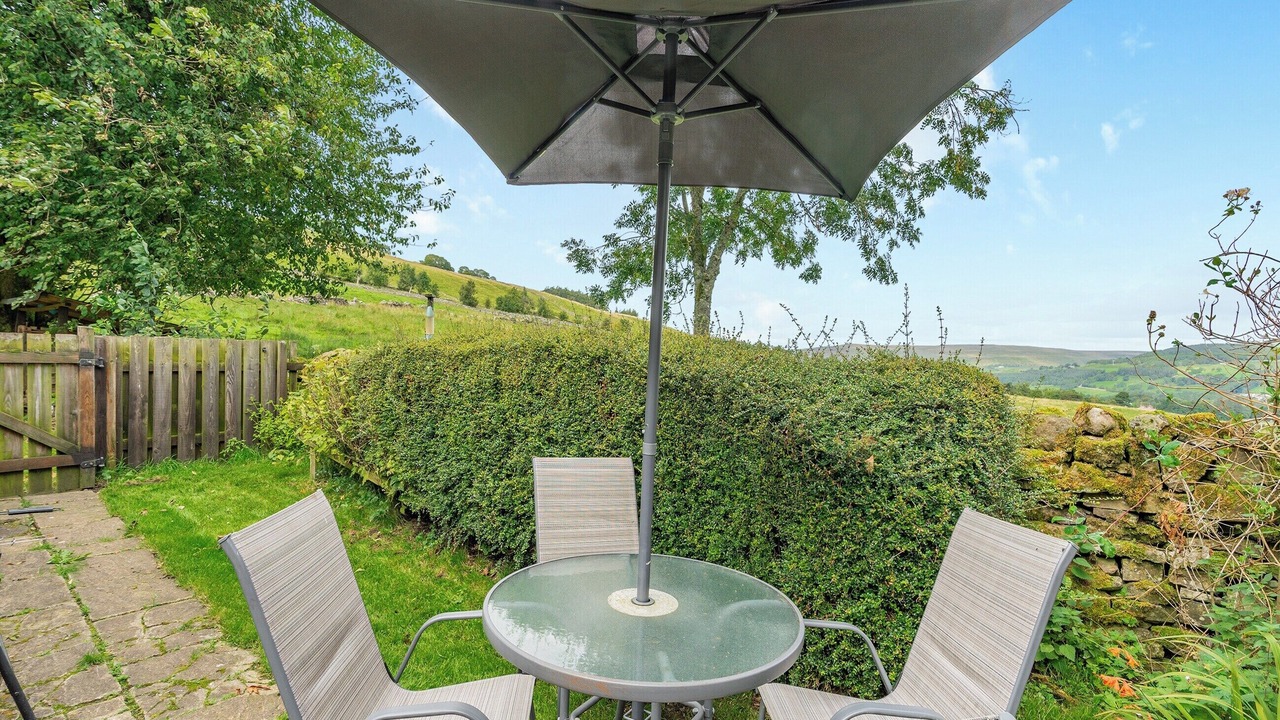 Photo of Others in Alston