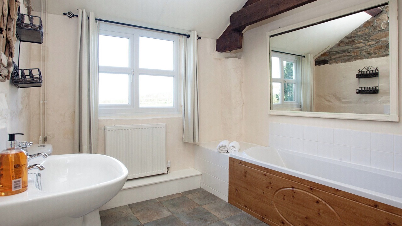 Photo of Bathroom in Saint Gennys