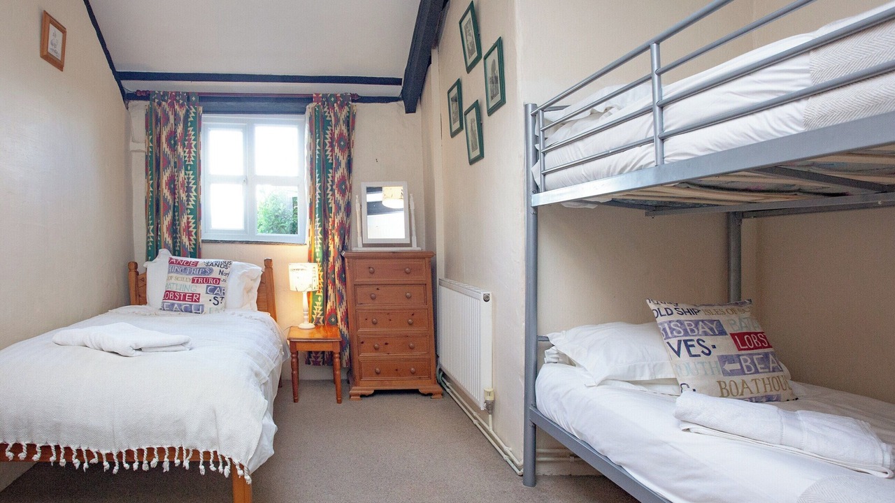 Photo of Others in Saint Gennys