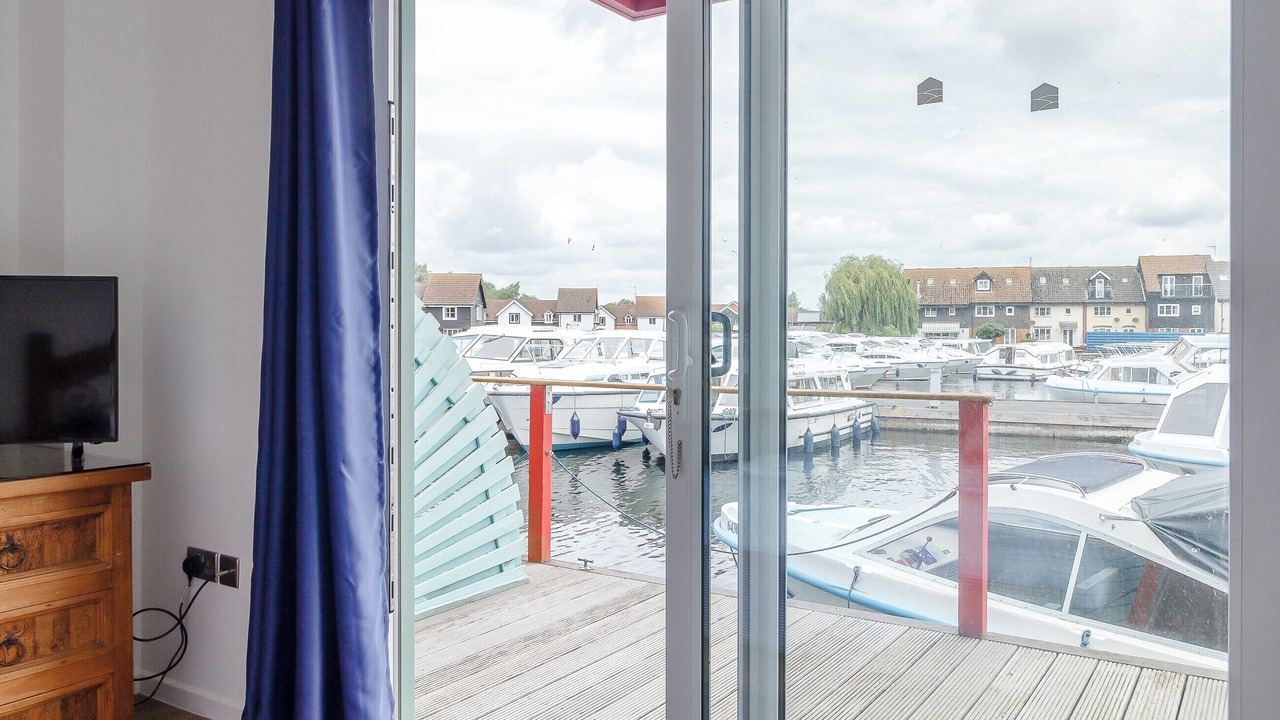 Photo of Others in Hoveton