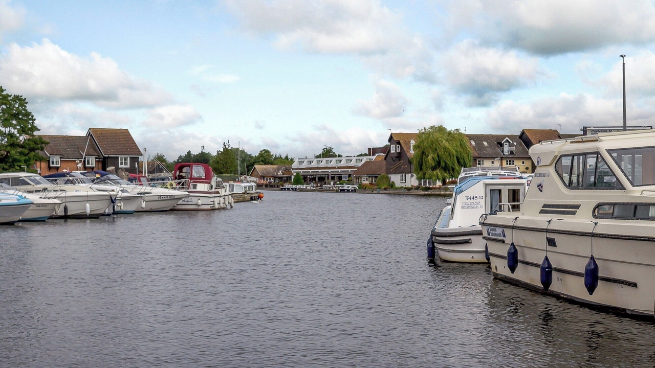 Photo of Others in Hoveton