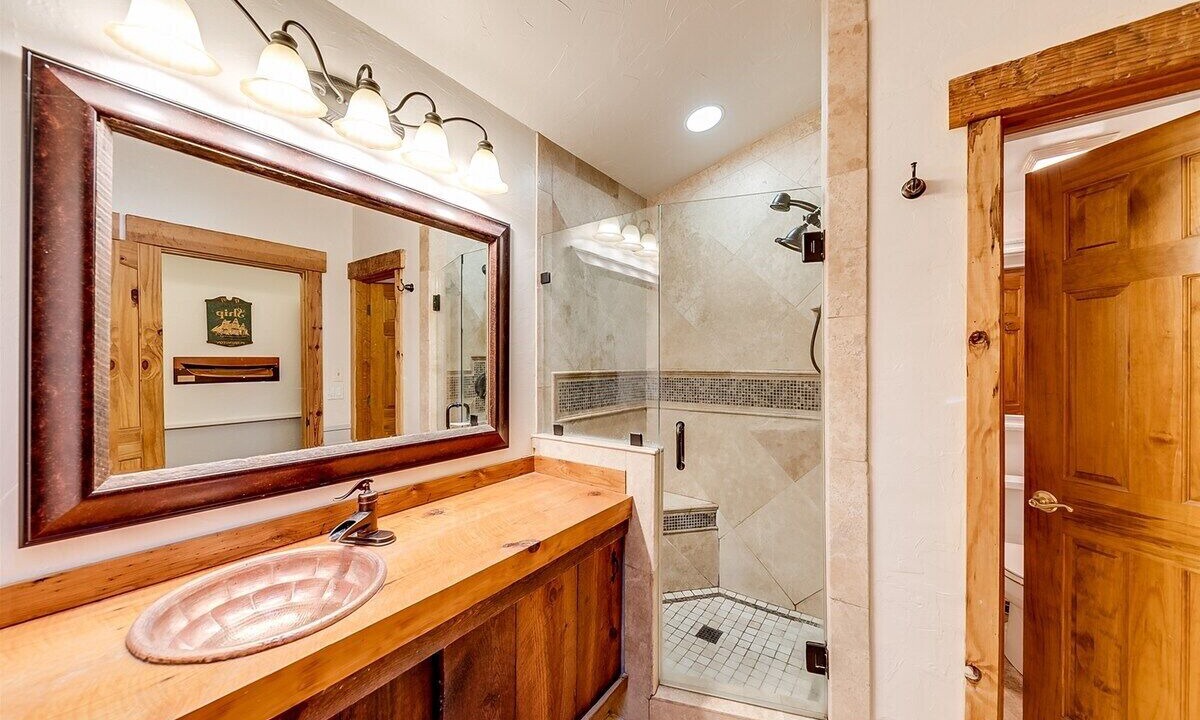 Photo of Bathroom in Clarkesville