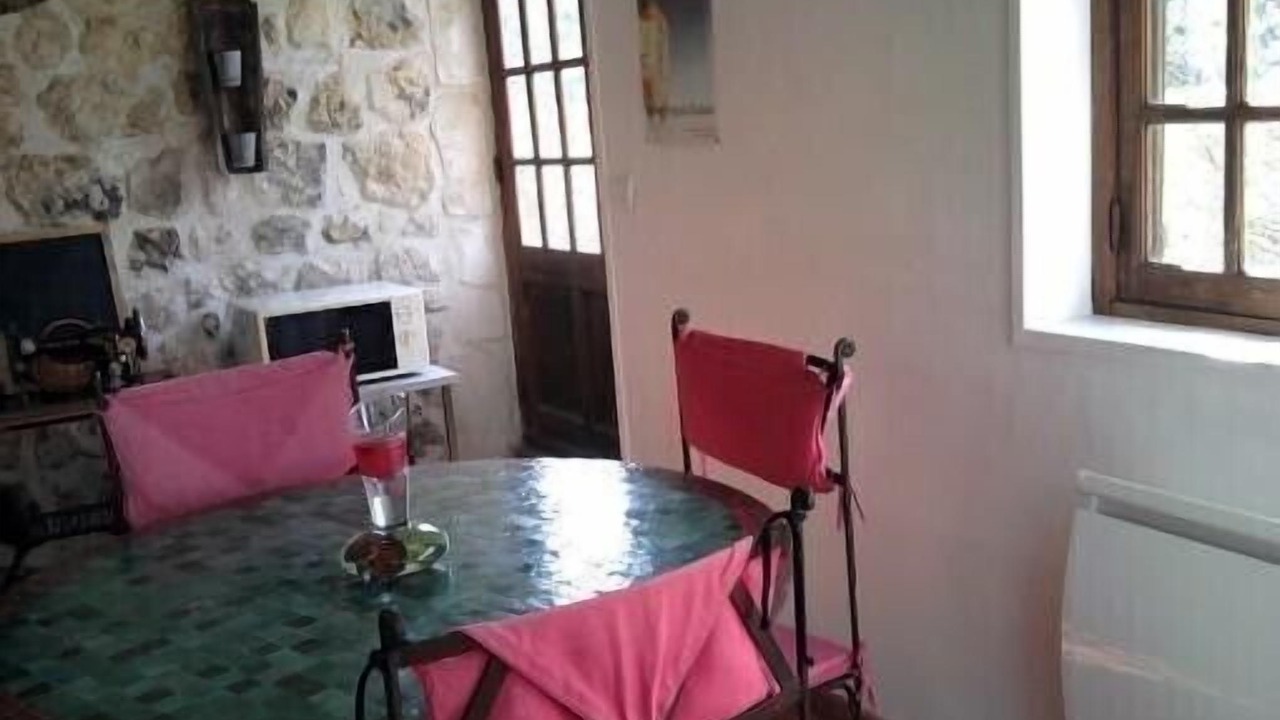 Photo of Others in Ablon