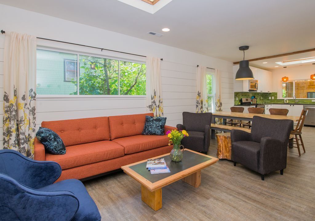 Photo of Bedroom in Mississippi District