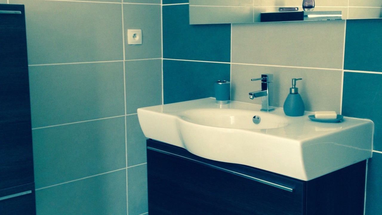 Photo of Bathroom in Peri