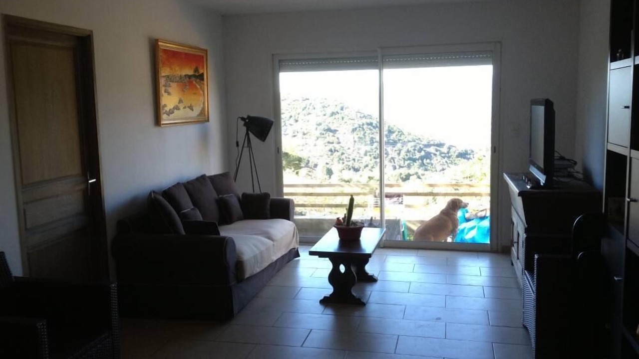 Photo of Livingroom in Peri