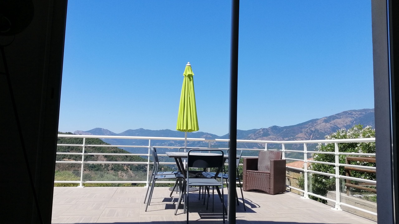 Photo of Outdoor in Peri