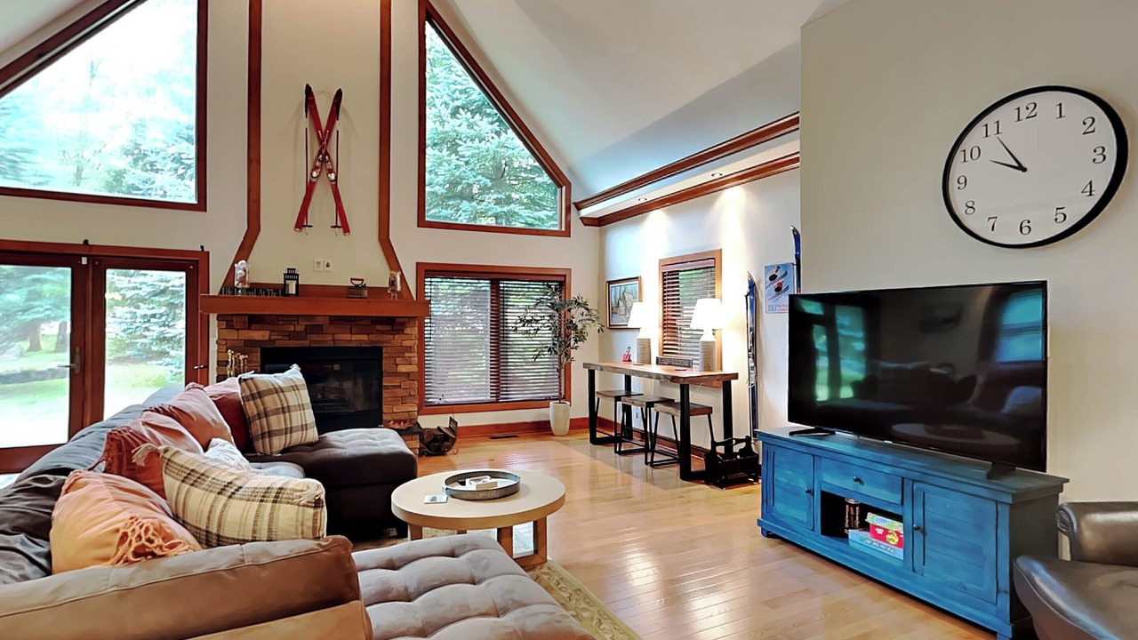 Photo of Bedroom in McHenry