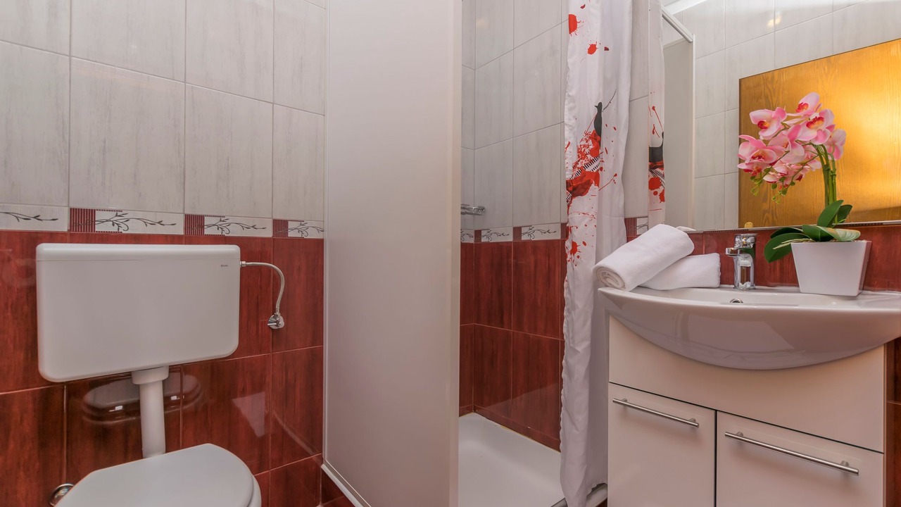 Photo of Bathroom in Novalja