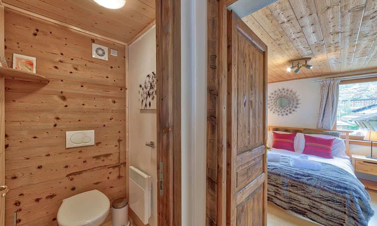 Photo of Bathroom in Chamonix City Centre