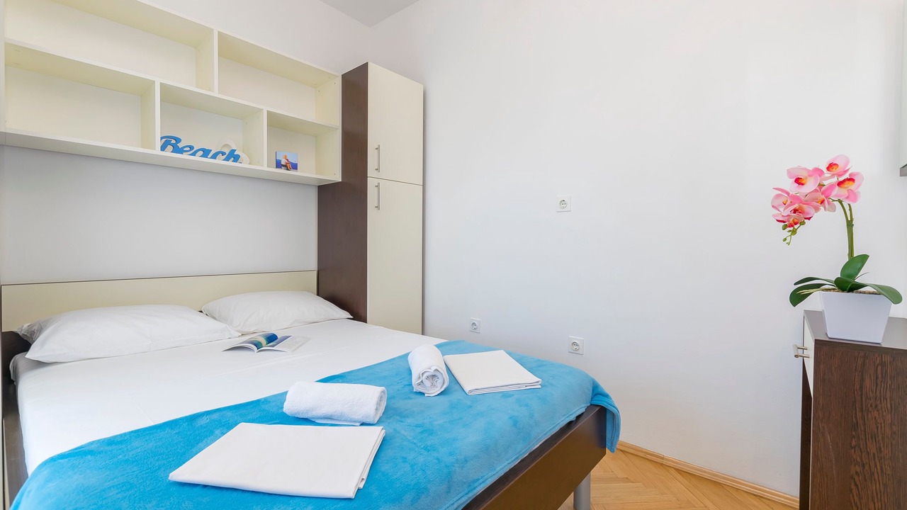 Photo of Bedroom in Novalja